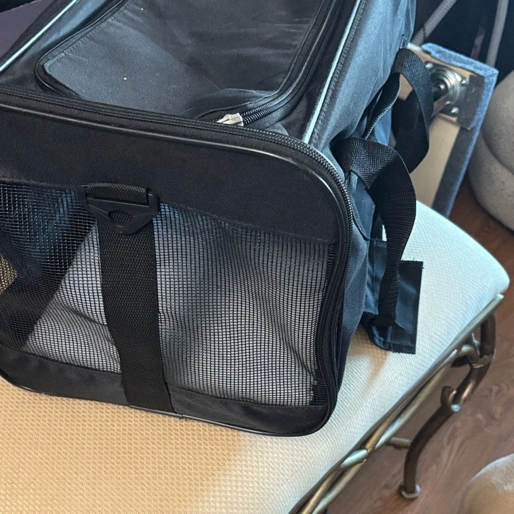 Black airline approved Pet Carrier for Dogs